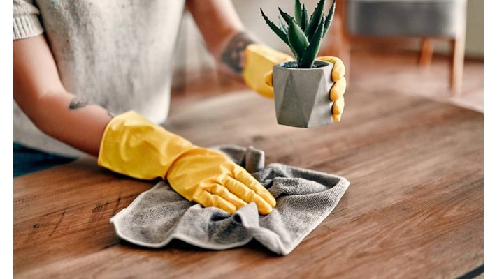 گردگیری-در-فصل-تابستان